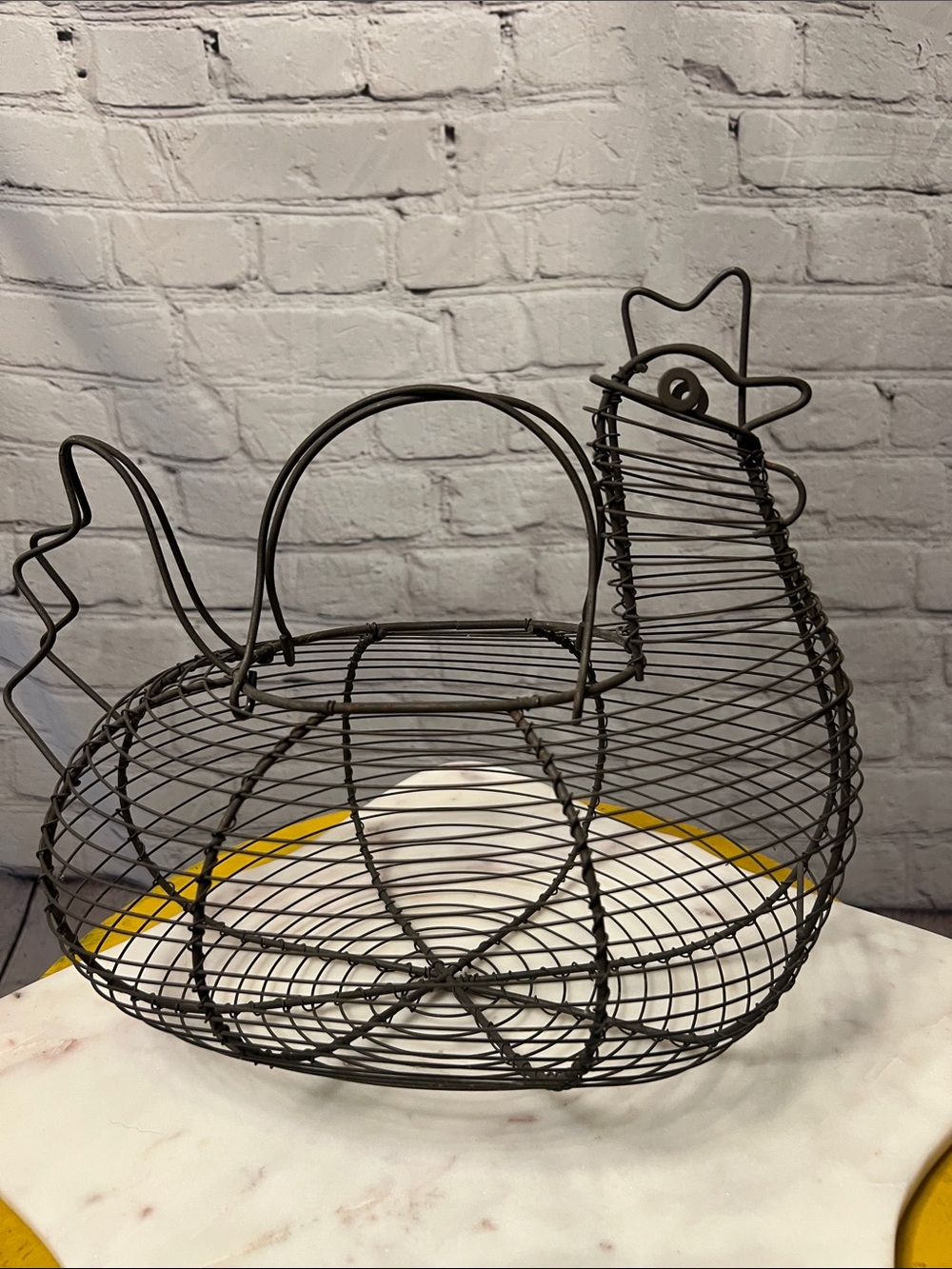 Vintage Wire Chicken Hen Egg Basket Farmhouse Kitchen Country Decor Primitive